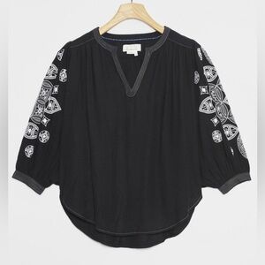 Anthropologie Top Women’s Medium Remy Black Embroidered Blouse